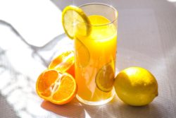 Fruit juices for fair skin (which fruit juice is best for skin whitening)